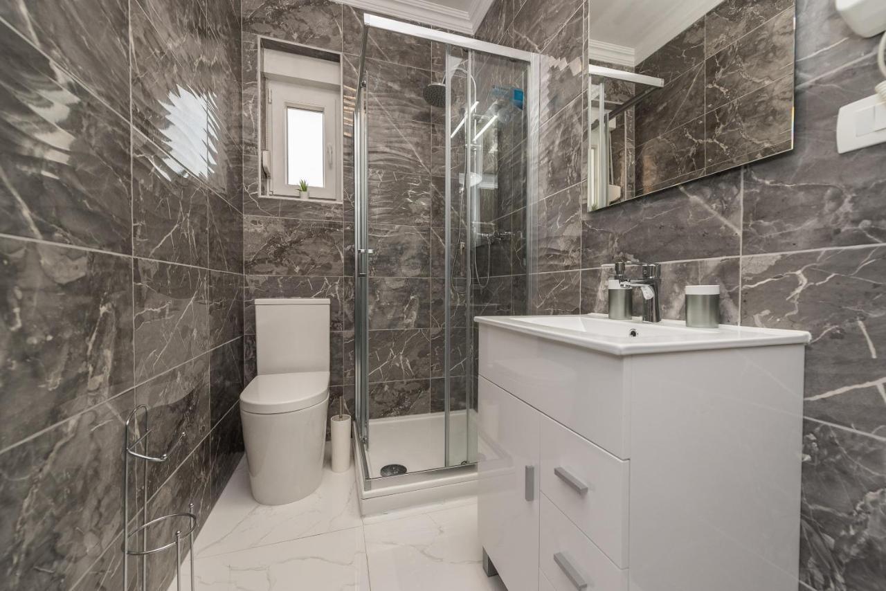 Villa Jana Luxury Apartments 诺瓦利娅 客房 照片