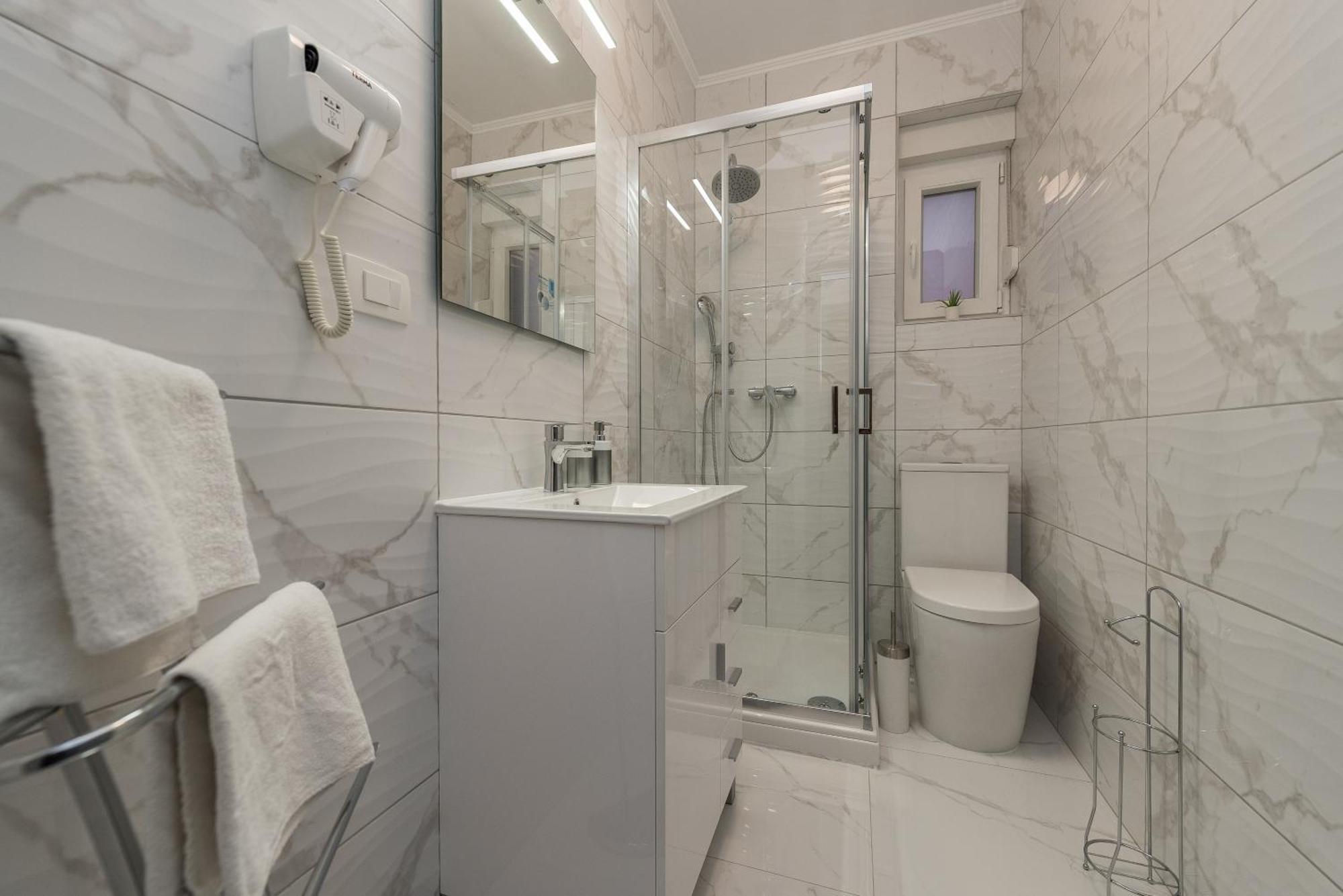 Villa Jana Luxury Apartments 诺瓦利娅 客房 照片