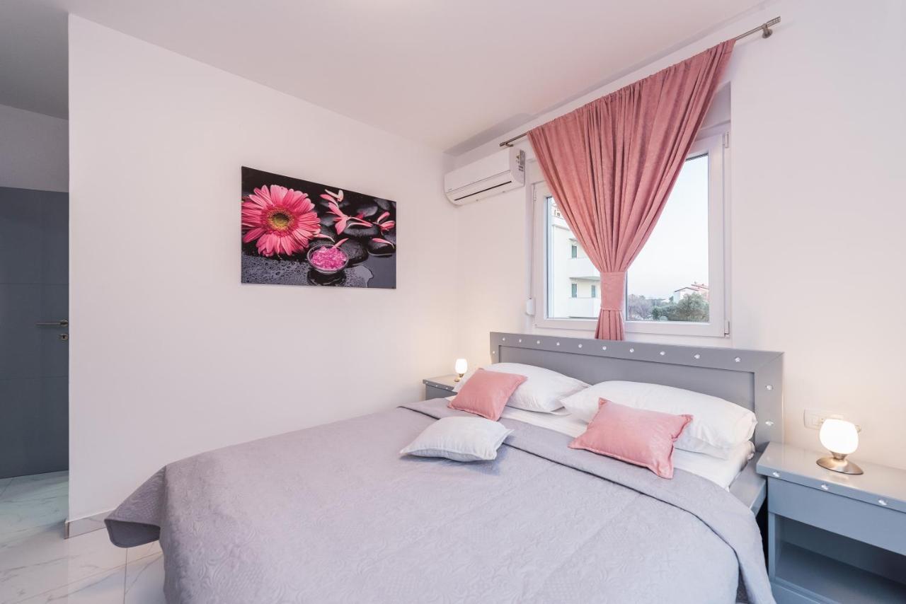 Villa Jana Luxury Apartments 诺瓦利娅 外观 照片